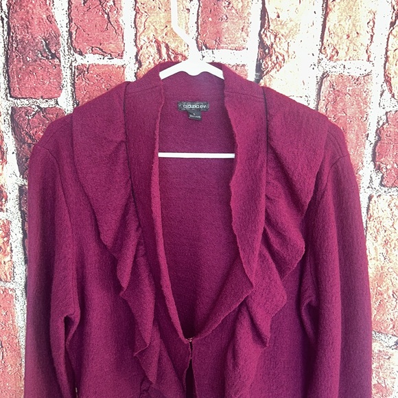 Claudia Ev Burgundy ruffled wool women’s cardigan size large - Picture 3 of 12